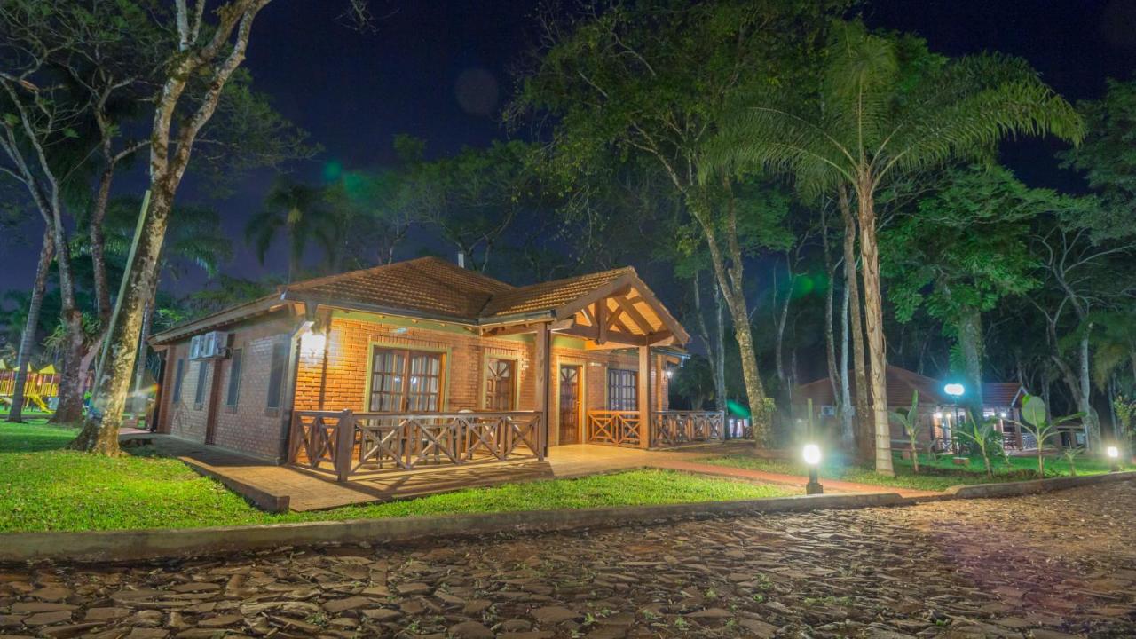 Complejo Americano Puerto Iguazú Eksteriør bilde